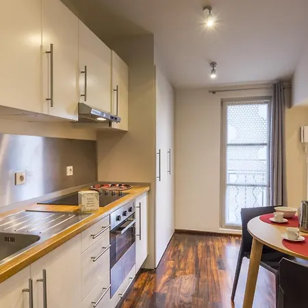 My Peyrou - Premiere Conciergerie Appartement *